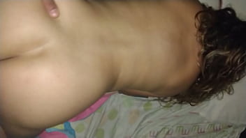 Comendo o cuzinho da coroa ate gosar sexo anal