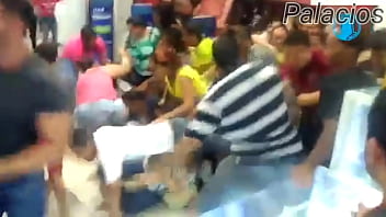 Video de sexo com novinha na tripla penetraçao