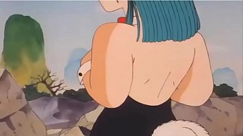 Bulma nude statue