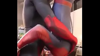 Deadpool x spiderman gay sexo porno
