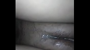 Barulho na vagina durante sexo anal