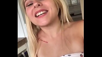Novinha dando a bucetinha tub8 sex vídeos