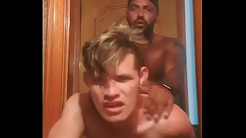 Sexo putaria surubao bisessual varios gay