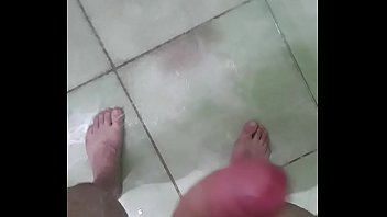 Sexo amador brasil no banheiro