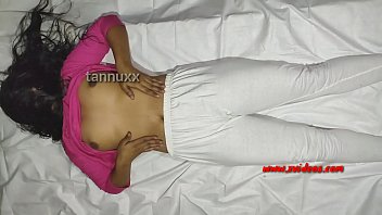 Chica de sexo con novio de la amiga