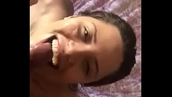 Sexo com penis ejaculador na cara