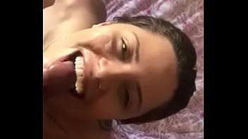 Yasmin brunet sexo oral