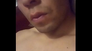 Sexo de menino latino tranzando