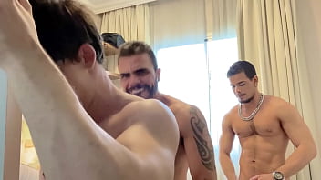Sexo gay cu virgem de heteto brasil