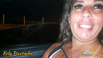 Chupando ele dentro do carro sexo