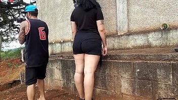 Fragantes de sexo na rua com celular