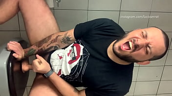 Sexo gay brasileiros no beco