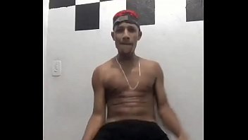 Sexo gay amador boy dancando seu cueca