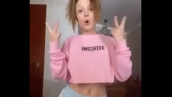 Larissa manoela fazendo sexo video inteiro