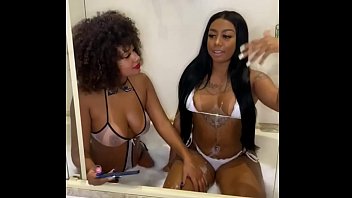 Mulheres brasileiras cariocas preta gil fazendo sexo