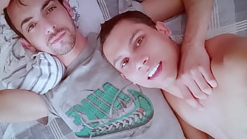 Sexo gay velho brasileiro fudendo novinho video caseiro