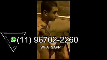 Homem gay fazendo sexo com crianca na rua