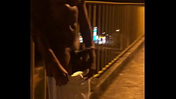 Videos sexo gay chupando no meio da rua