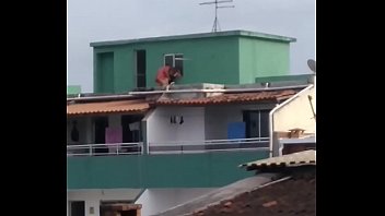 Flagra de sexo na favela com traficantes