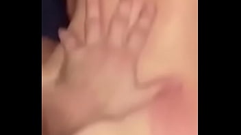 Video sexo corno manso apanhando na cara