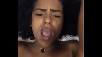 Amadora gozando gostoso no sexo anal