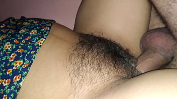 Sandy fazendo sexo buceta peluda