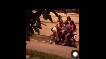 Videos de sexo com lindas novinhas pegas na rua