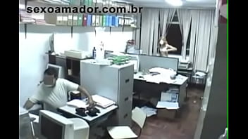 Camera escondida flagra baba follando de um jovem sexo