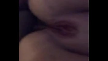 Porn sex dando a buceta sem tirar a roupa