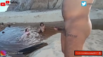 Mulher pelada fazendo sexo pesado pra caramba