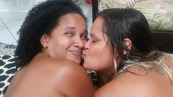 Gordinha fazendo sexo com o primo amador brasileiro