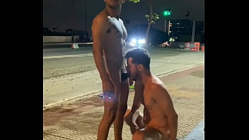 Flagra sexo gay rua