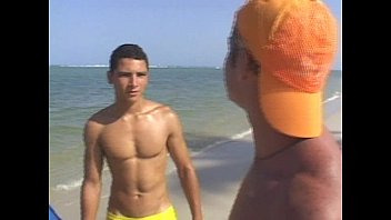 Flagra de sexo na praia gay xvideos