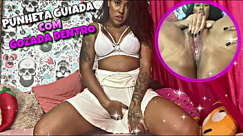 Mineira novinha fazendo sexo e gemendo muito