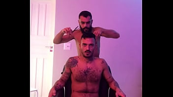 Video sexo com barbeiro gay