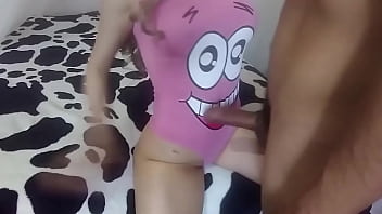 Gostosavizinha com calça coladinha querendo sexo