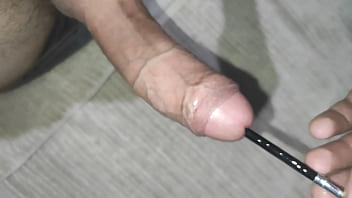 Bater punheta antes do sexo ajuda