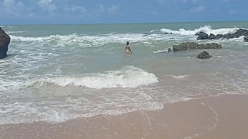 Sexo na praia de nudismo tambaba casal