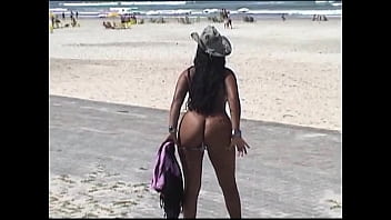 Morenas gostosas na praia nuas e sex