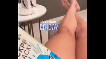 Mia khalifa sexi feet