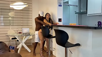 Fazendo sexo espiando escondido e bateu punheta