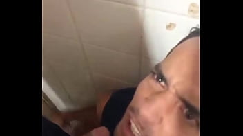 Amador sexo no banheiro publico gay