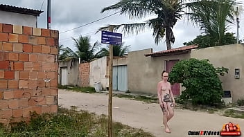 Nifetas fazendo sexo nu meio da rua