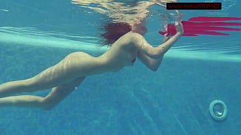 Russian swimming pooll sex fest