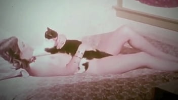Mulher com animais sexo brutal