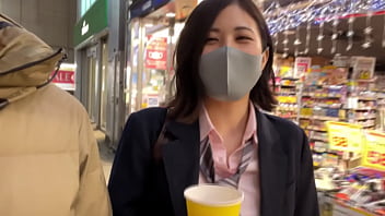 Japonesa novinha magrinha menina faz sexo anal