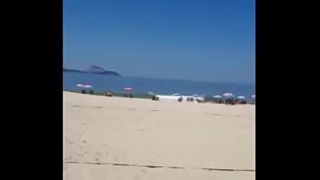 Sexo na praia no brasil