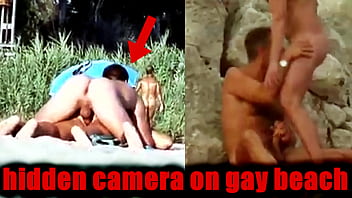 Sexo anal gay na praia de nudismo