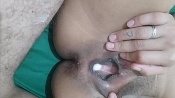 Videos de sexo bebendo porra com o pau na garganta
