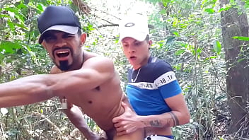 Novinhos fudendo gay em sexo amador